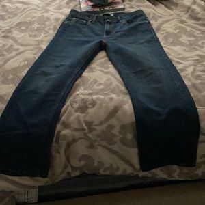 Never worn Levi jeans
